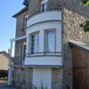Maison de caractère, jardin plat
